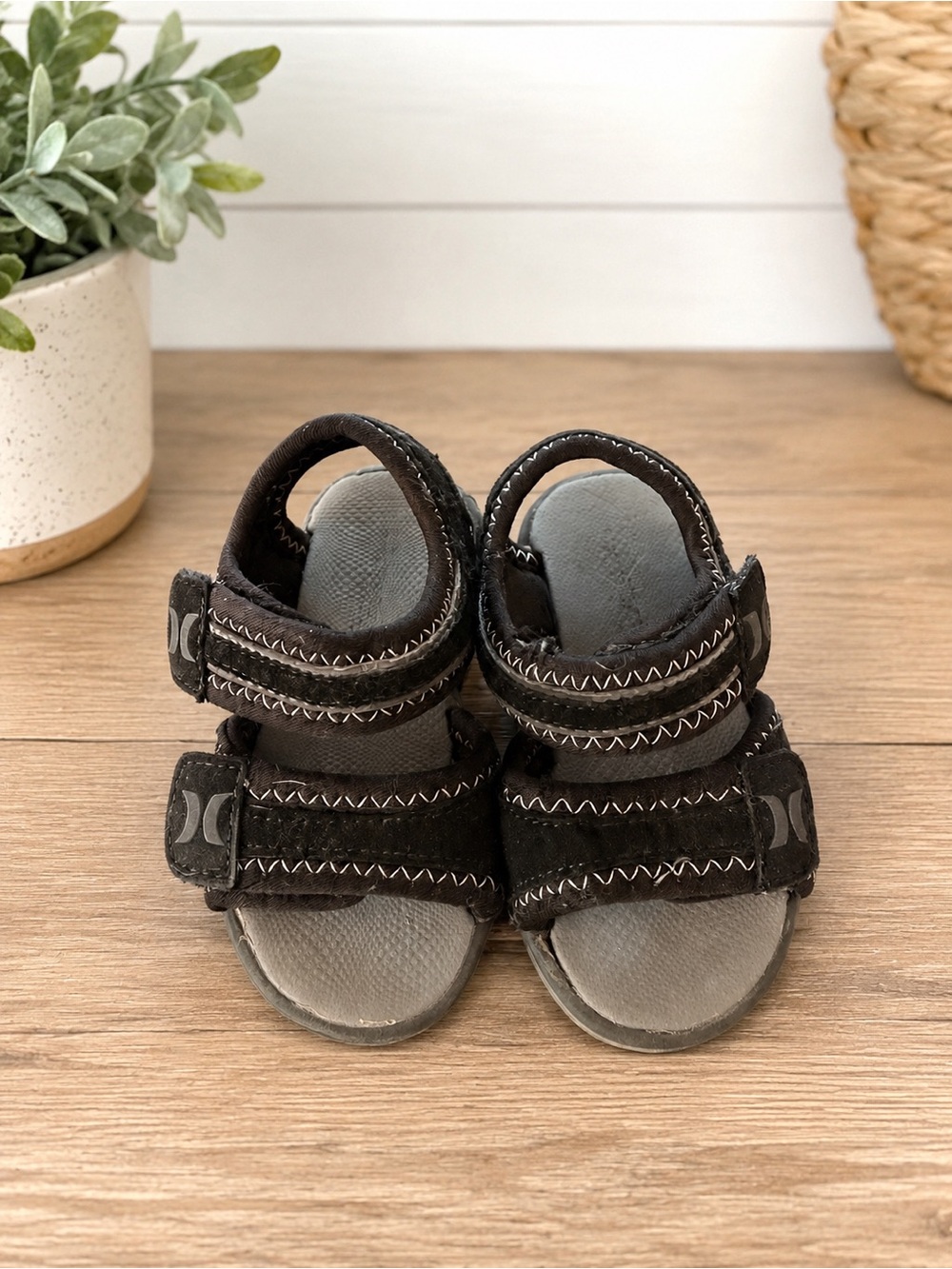 Hurley Toddler Sandals Size 5C Black Gray Adjustable Sport Sandals